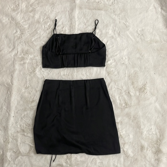 Aritzia Wilfred Matching Set - Picture 2 of 3